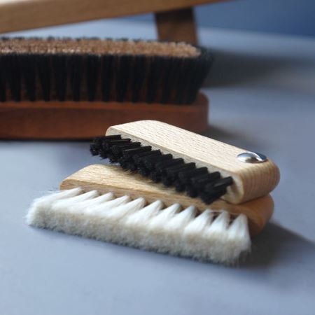 Oiled Beechwood Laptop Brush