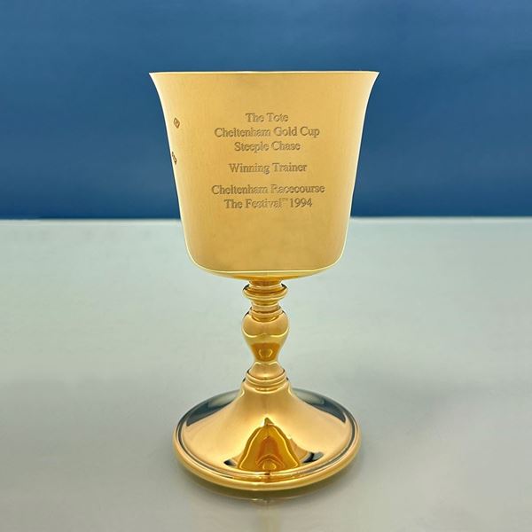 Picture of Trophy Replica Service