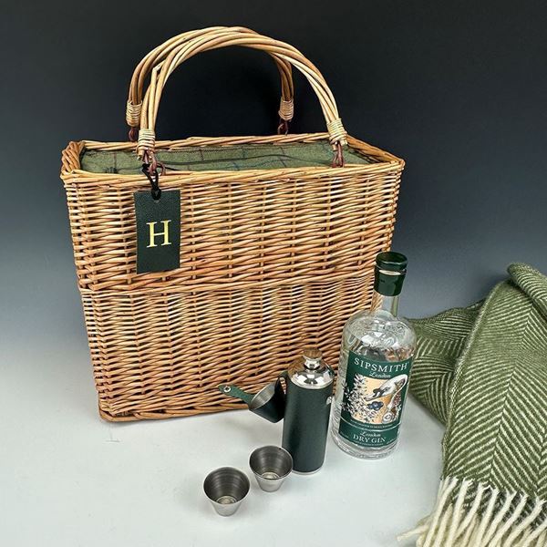 Dorset Insulated Wicker Picnic Hamper with Personalisation